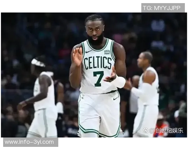 杰伦布朗直言强队比赛遭偏哨判罚不公引发热议